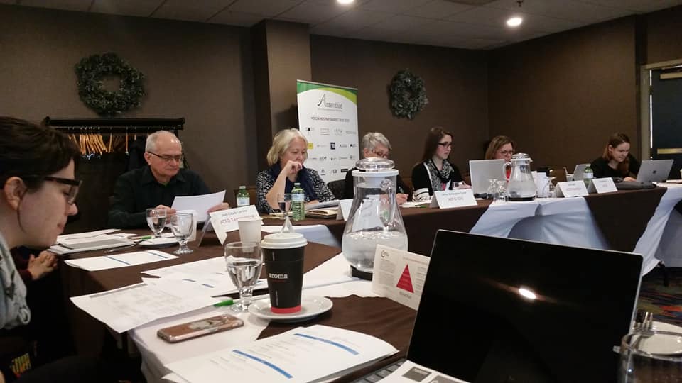 Les tables de concertation, c'est une occasion de bonifier l'offre de service active de nos organismes et de discuter des enjeux de l'heure concernant la communauté franco-ontarienne. Date limite : 25 janvier pour les tables de février !
Inscrivez-vous monassemblee.ca/concertation/#…