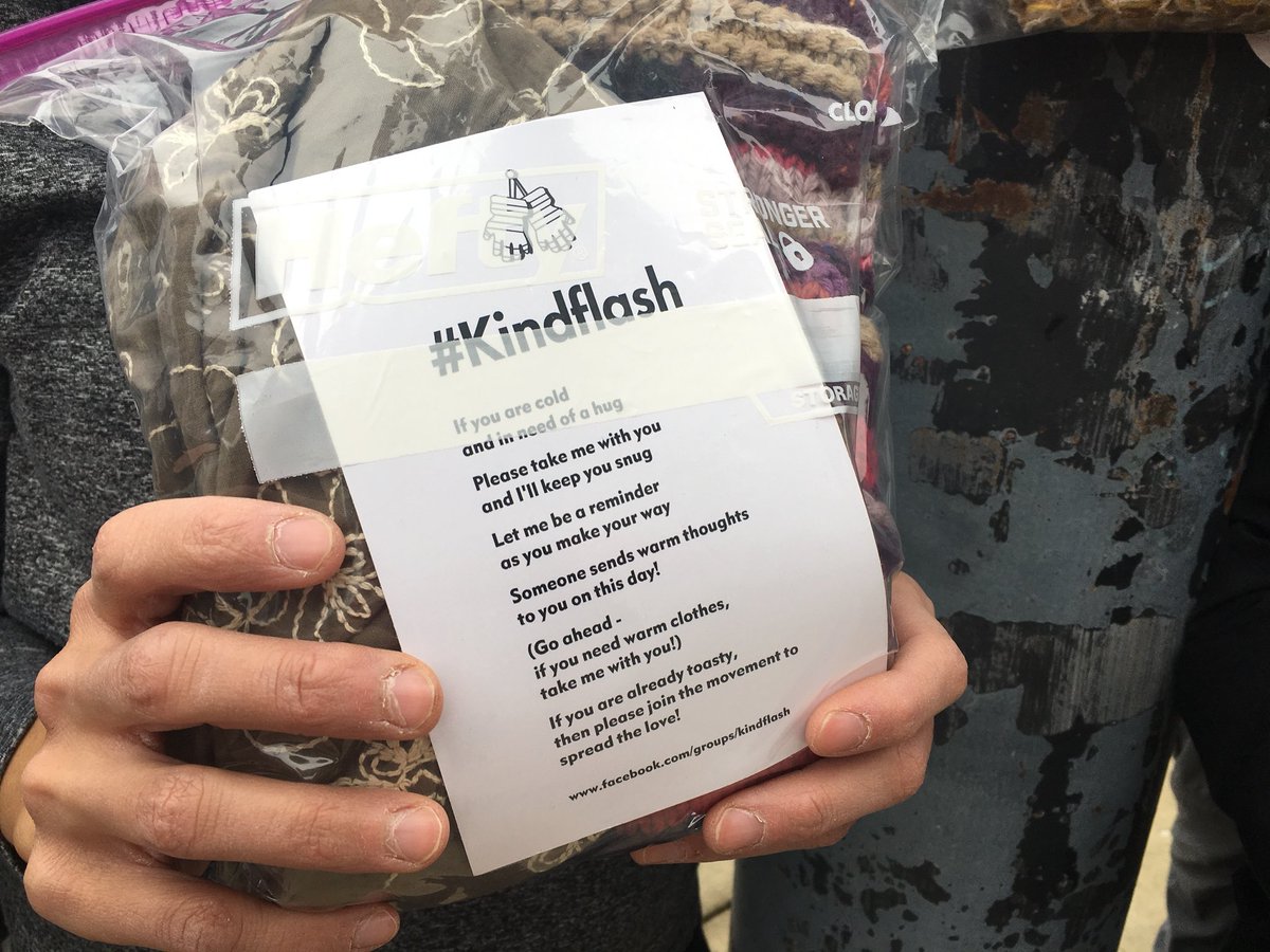 McGingeryBeard's tweet photo. #FeelgoodNews This group is bringing back kindness to the area a bag at a time. A story to warm the heart and how you can help #KindFlash tonight @Local12 https://t.co/zcZ7wZ5Rds