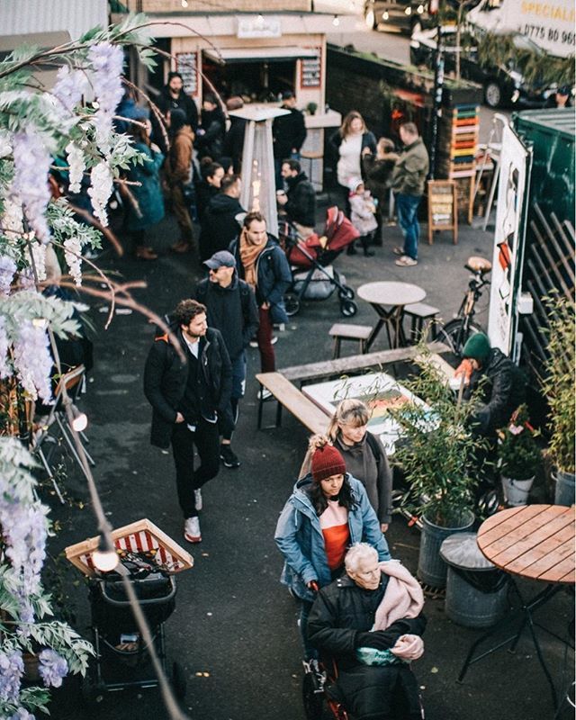 Join us tomorrow 10am - 5pm for our Saturday Market, where we’re focussing on •Treating Ourselves• in this chilly January weather!

Check our story for tips on how to treat your home &amp; yourself... ❄️🖤❄️
•••
Photo credit: @alexandrupotirlau bit.ly/2Hsqt8C