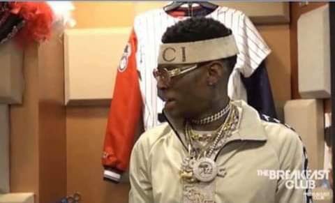 DreGwoup's tweet image. Me: lemme get the $5 footlong 

Subway: your total is $7.95

Me: SEVEN NINETY FIIIIIIIIIVE