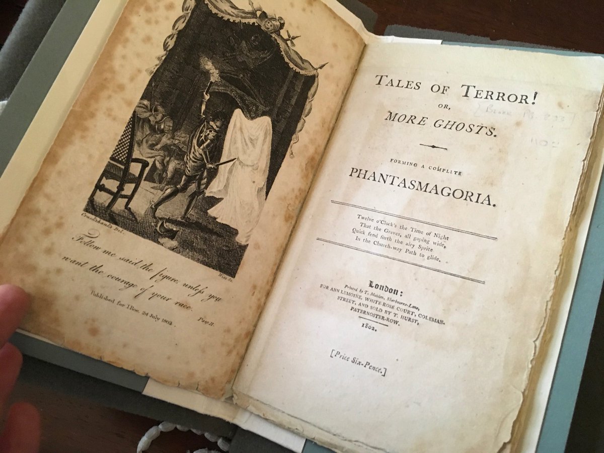 Always a pleasure to be in the upper reading room <a href="/ChawtonHouse/">ChawtonHouse</a> ! Here, with <a href="/Allie1Spencer/">Dr. Alison Daniell</a> and some rare material pre-filming the @FLJaneAusten week 1 round up.