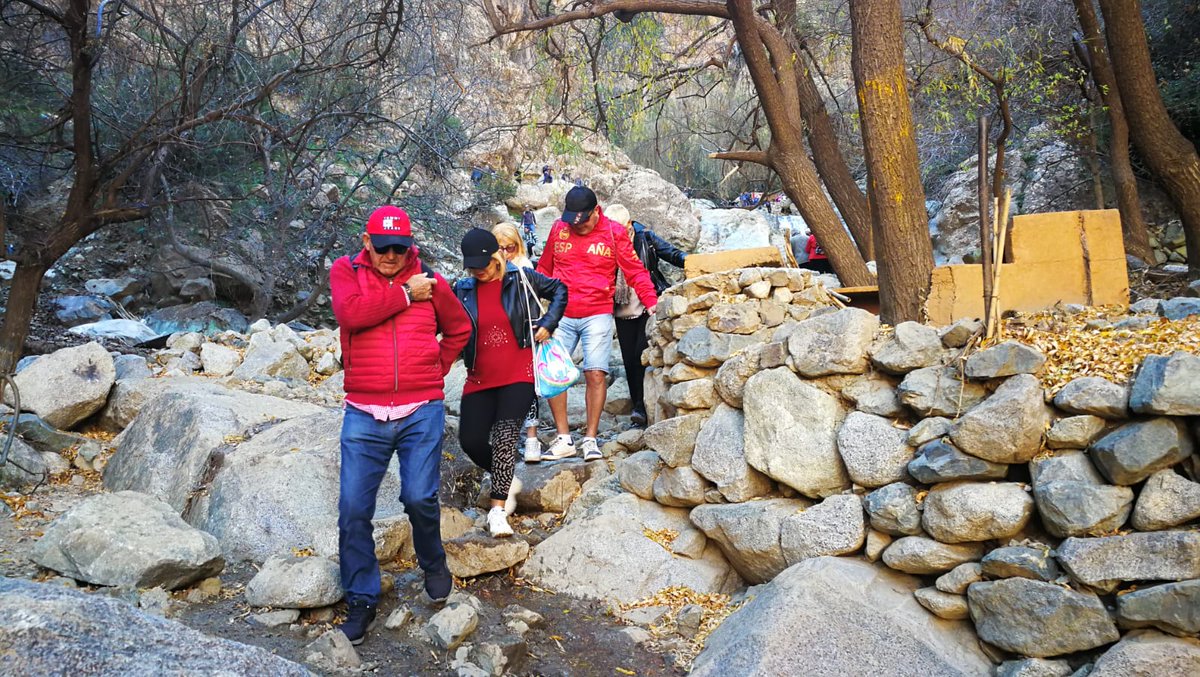 FirstMarrakechT's tweet image. Our lovely customers enjoying a day trip to Ourika Valley &amp;amp; Atlas Mountainswith #FirstMarrakechTours driver Cherif, 
#Hiking around Mountains, enjoying Lunch beside the river😍 
#Ourika_Valley #Valley #Mountains #Atlasmountains #explore #Berber #Travel #Morocco #Marrakech