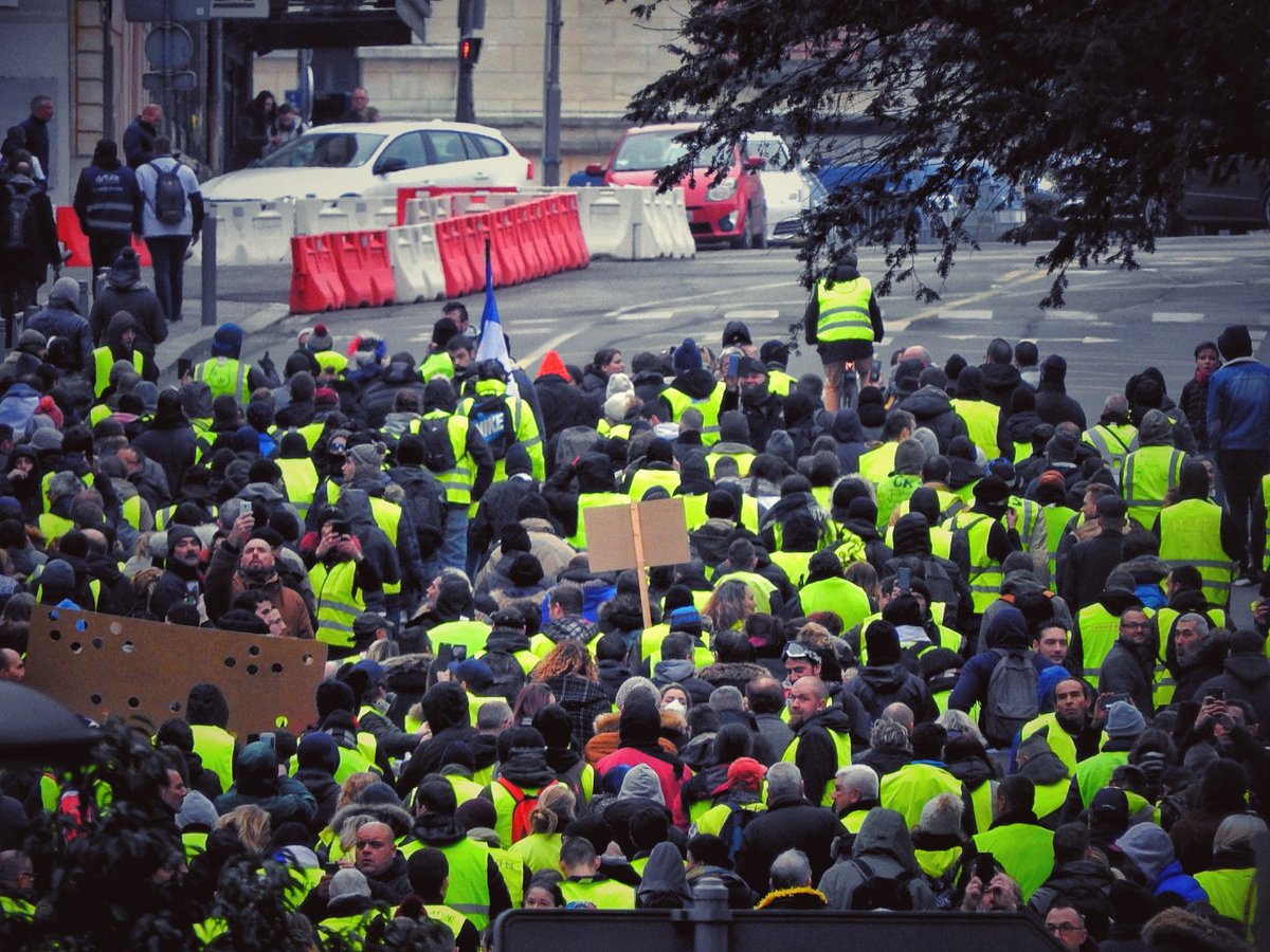 #GiletsJaunes à #Rouen, un point avant l'#ActeX demain :
➡ Enquêtes ouvertes pour #ViolencePolicières : https://actu.fr/?p=20926841
➡ La #CGT défilera : https://actu.fr/?p=20912958
➡ Travaux et commerces "sous pression" : https://actu.fr/?p=20902175