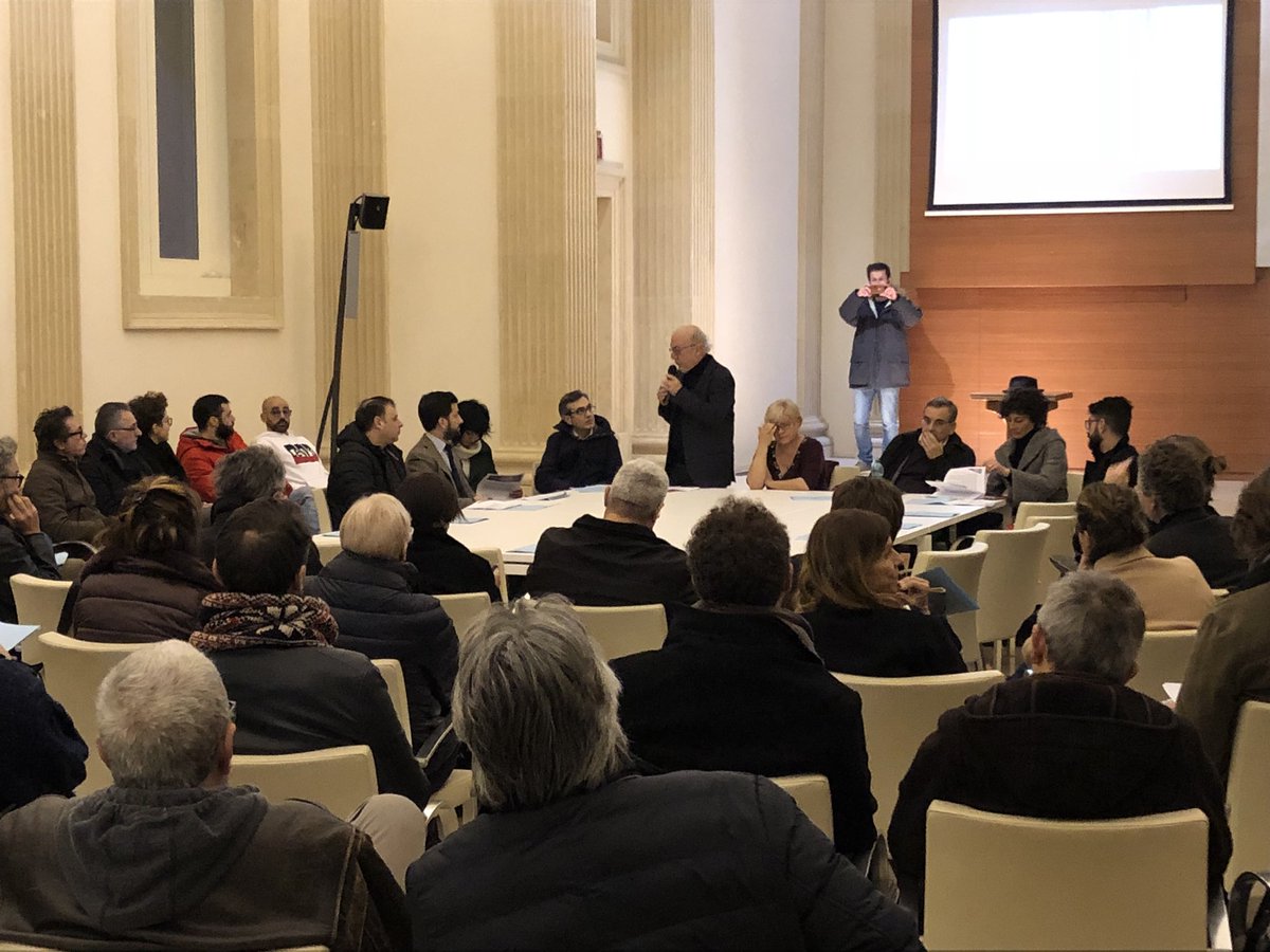 MuCastromediano's tweet photo. Stiamo parlando con creativi, design e artigiani di merchandising dei Poli museali #MuseoCastromediano #Lecce #ConvittoPalmieri https://t.co/LjEHifZ0sL