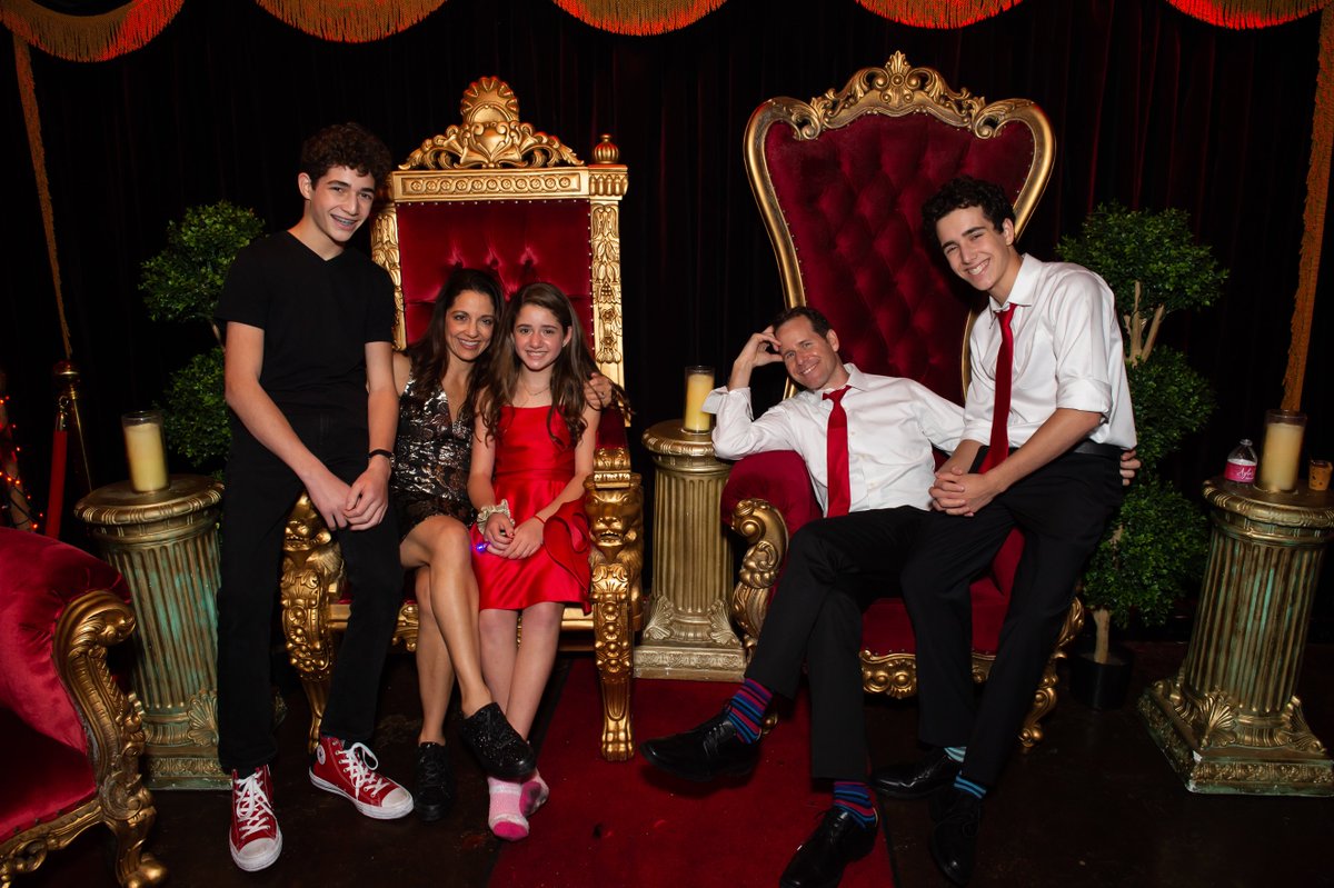 QuixoticDallas's tweet photo. This lovely family just had their daughter, Ayla's Bat Mitzvah Party with us last weekend. @sharblum #dallaseventspace #dallasweddingvenue #dallasphotoshoots #dallasvenue #dallasevents #dallasphotographer #dallaswedding #dallaseventplanner #dallasweddings #dallasbatmitzvah https://t.co/SYhIBJQaBj