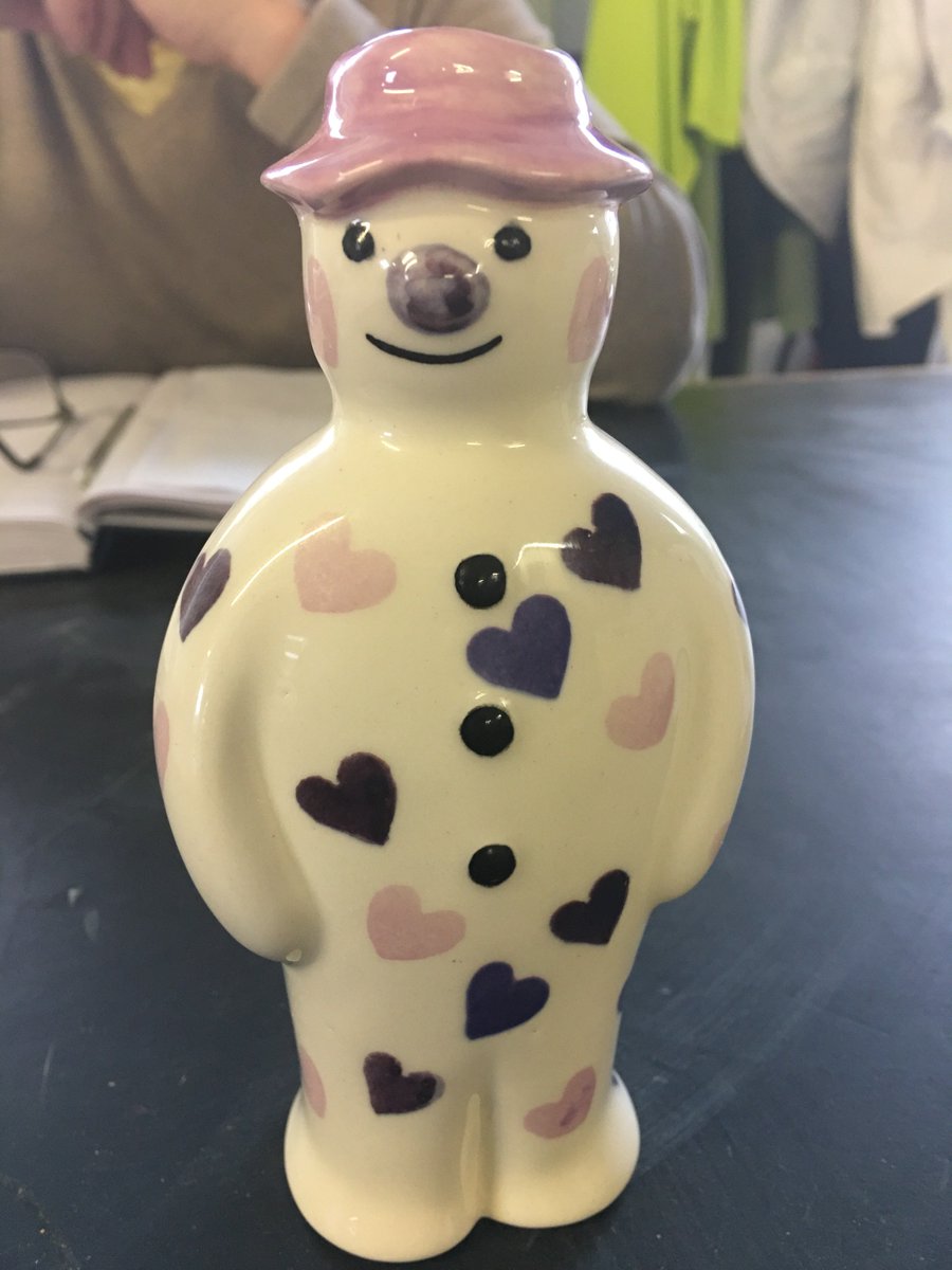 lgoodbu's tweet photo. End of a busy week which has been full of patient experience, podcasts, films, milk bottles, raffles and fabulous Purple Hearts @pcukmugs snowmen looking forward to a sending out the last of our Emma Bridgewater milk bottles and progressing our work with @Peregrine_P #sethslegacy https://t.co/hEEIMeuTLB