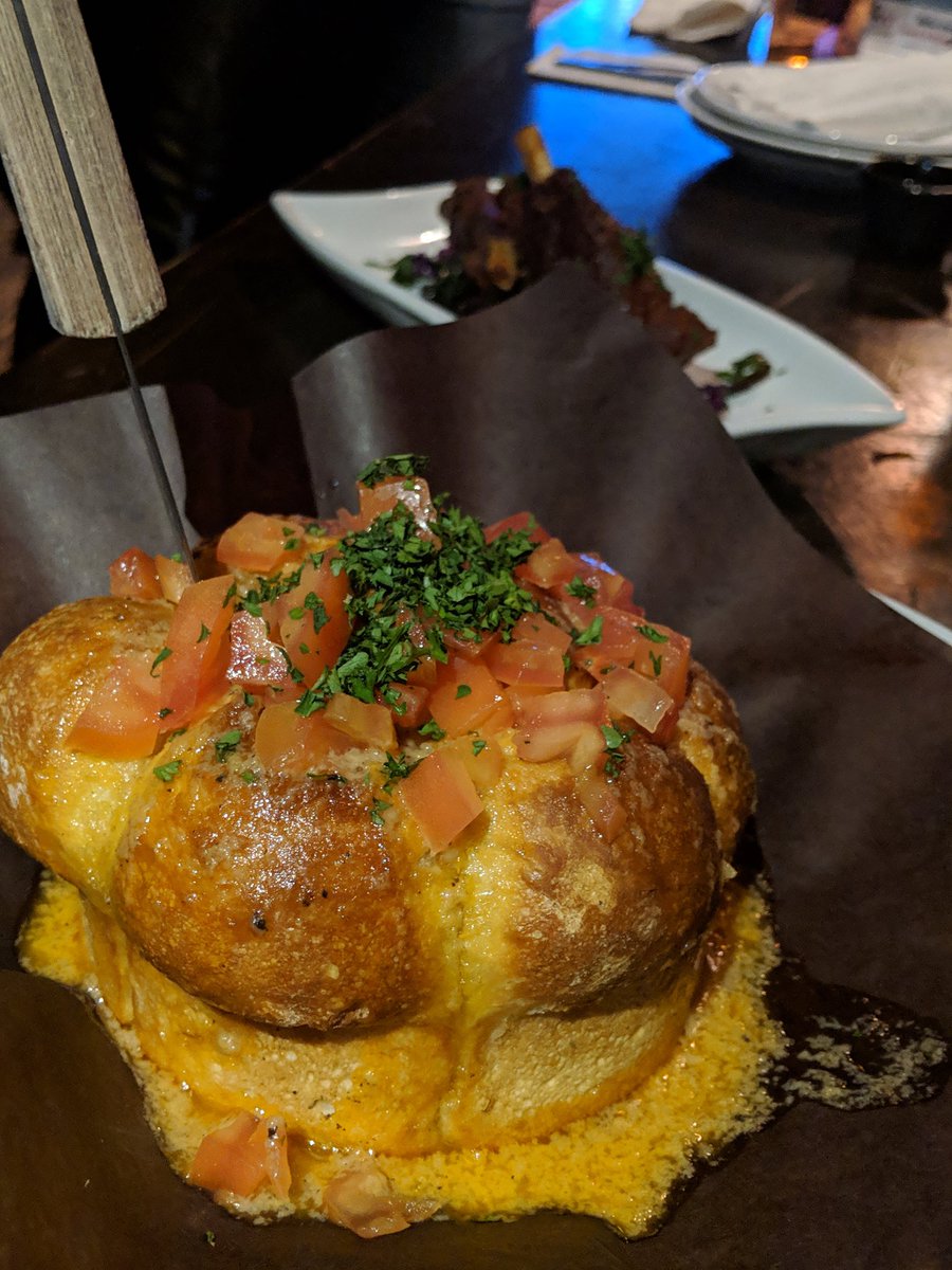 hamontsmallfry's tweet photo. The Augusta House has a brand new menu including delish shareables like Cauliflower Fritters - my fave, Pork Drummies, Garlic Loaf (to name a few), plus Handhelds like Chicken Crunch, blackboard menu seasonal dishes and decadent desserts! #MediaTasting #HamOnt https://t.co/limO8h4aEI