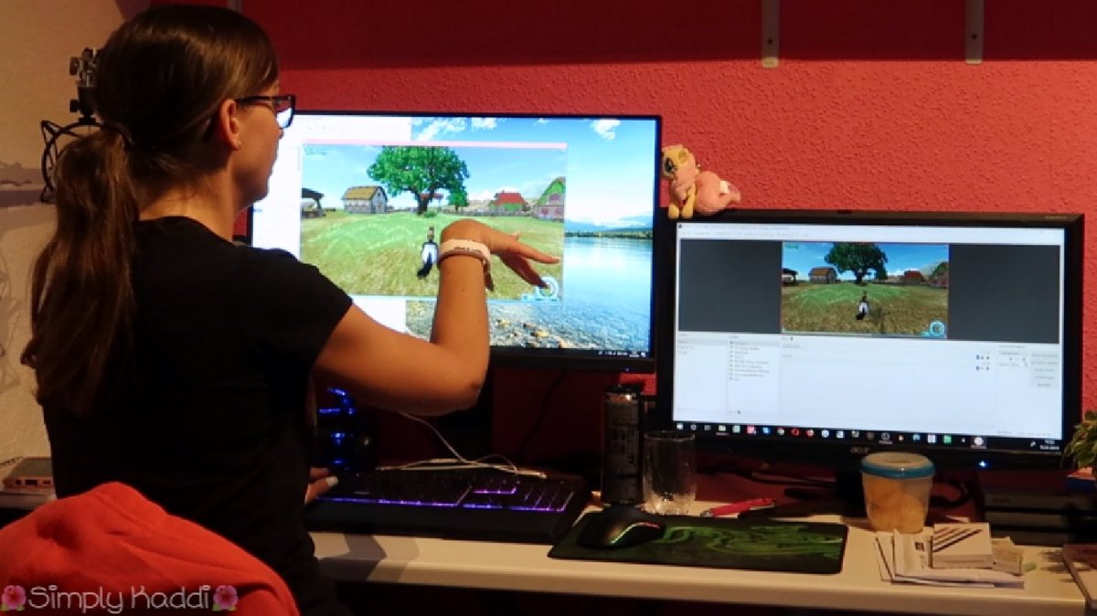 KaddiGaming's tweet photo. Ich bin grade dabei das FMA von Mittwoch zu schneiden :)
Ich hoffe, dass ich es bis morgen fertig bekomme, dass ihr es morgen auf Simply Kaddi sehen könnt :)
#fma #followmearound #onedaywithme #simplykaddi #vlog #vlogger #kaddi #simplycrew #simplies https://t.co/AXUDGNOu6t
