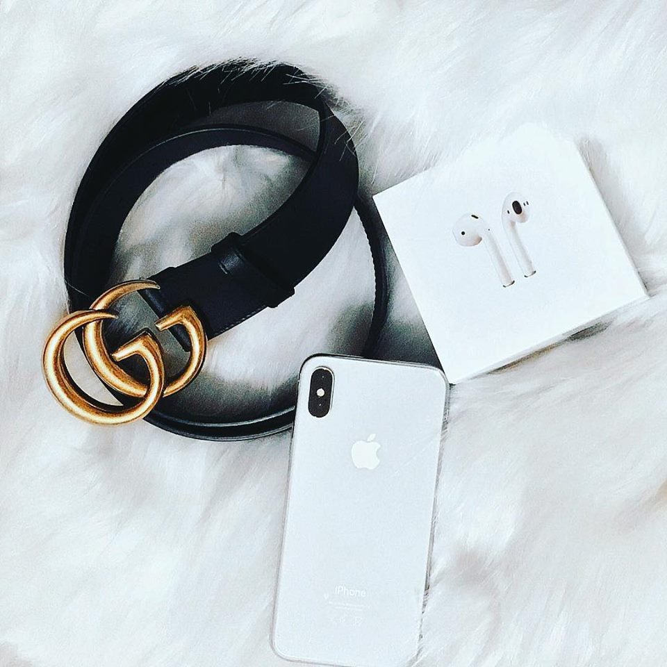 ladyboarder9669's tweet image. EXTENDED THROUGH TOMORROW!! RT! #GIVEAWAY: Win a Gucci Belt, Iphone X, and EarPods -1 Day Only! ENDS TONIGHT! #contest OPEN WORLDWIDE! #sweeps QUICK ENTRY! #iphone #earpods #gucci #guccibelt #fashion #iphonegiveaway #guccigiveaway  mystylespot.net/giveaway-win-a… … …