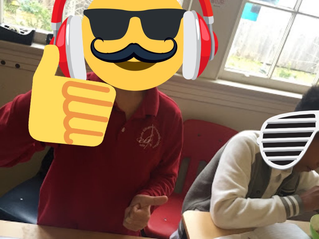 CM1A_US_EBNOLA's tweet image. @AtelierEBNOLA  #Classedugout Quand on a cuisiné la saucisse aux choux, j’ai coupé l’oignon. J’ai épluché et fait blanchir les choux. J’ai aimé car le goût était bon. Zoé