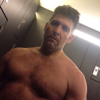 #NuevaFotoDePerfil https://t.co/uAzfQZXrID<a href="/tag/nuevafotodeperfil"class="tags">#NuevaFotoDePerfil</a>