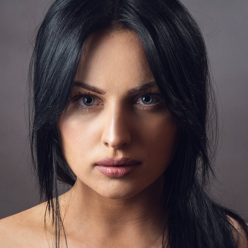 Irishfilmschool's tweet photo. Congrats to @TaniaNotaroMuso who has won a scholarship to study with @JohnBoormanHope during his directing masterclass on Day 4 of his Filmmaking course. Tania submitted her winning script "Boxed" & we look forward to welcoming her on Feb 28th in Dublin! #KickItOpen #Scholarships https://t.co/3aW1c55o6f