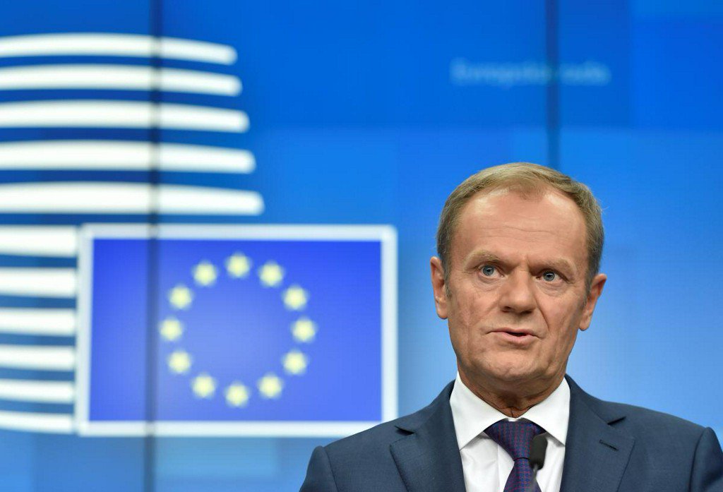 EU's Tusk, UK's May discuss 'next steps' on Britain's side on Brexit https://reut.rs/2DiCDg2