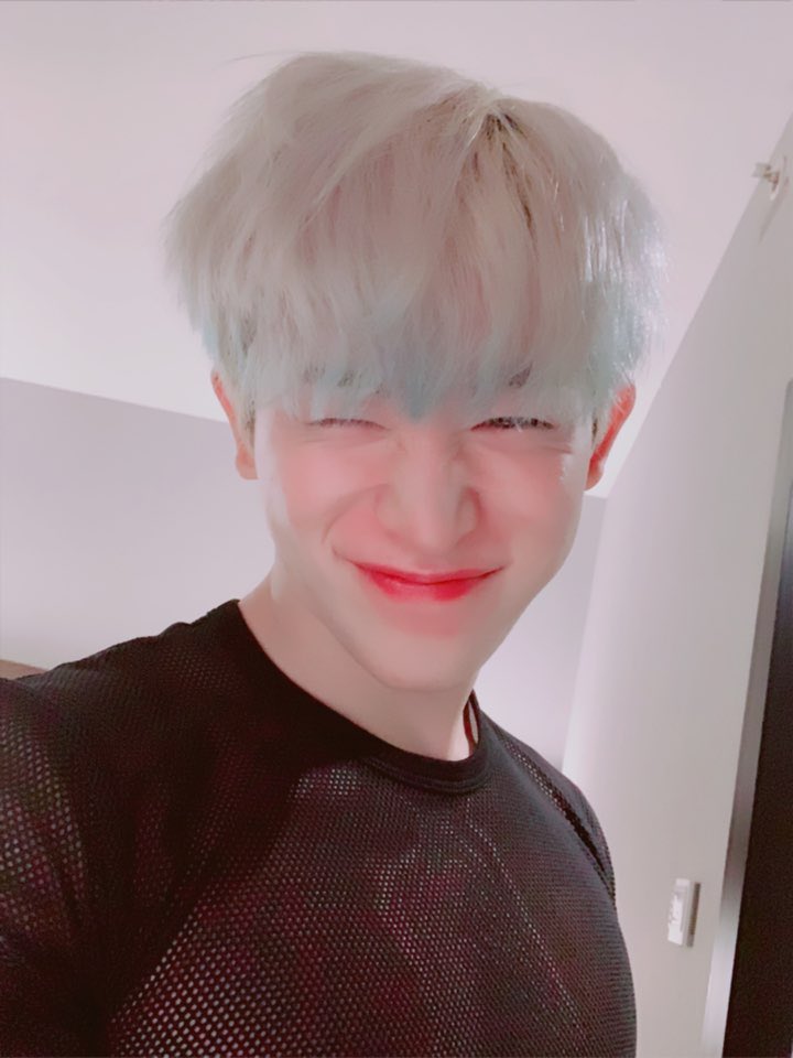 OfficialMONSTAX's tweet photo. [#원호] 무사도착! 내일봐요! https://t.co/1j24doTBRw