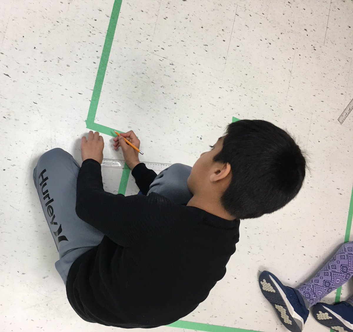 MrsJENKINS1234's tweet photo. Impressive learning happening yesterday! Each student was so engaged and I saw some interesting strategies for Area and Perimeter 📏🔲⬛️ #math #measurement #teamwork #handsonlearning @KingCityPS https://t.co/JaDJTxUJdh