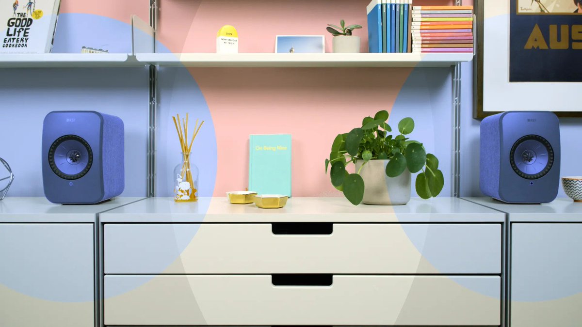 KEFAudio's tweet photo. Play anything, hear everything. An unassuming compact speaker that offers a sound quality way beyond its deceptive size 
#KEFLSX #RediscoverStereo #GetConnected  
https://t.co/tsk4xAQZKD https://t.co/SwFNdXvDW5