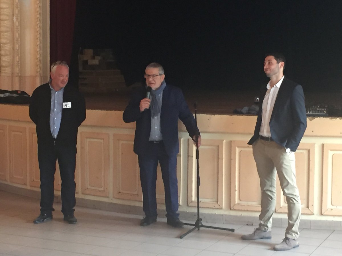 ⁦<a href="/ca_centrest/">Crédit Agricole Centre-est</a>⁩ / La foule au Marché aux vins d Ampuis / Lancement ce matin pour 4 jours par Mr le Maire et les organisateurs 👍 avec une forte présence du Crédit Agricole, partenaire de cette manifestation #territoire #proximité