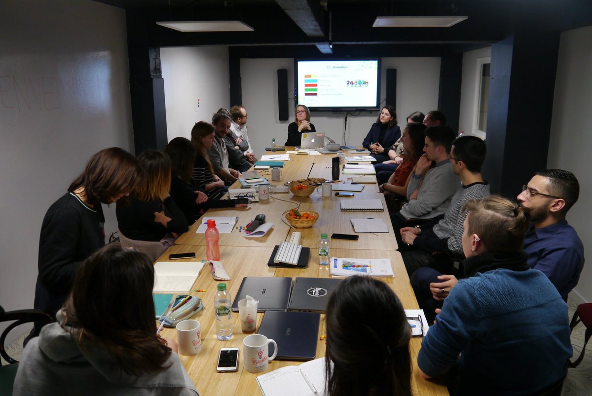 phmouget's tweet photo. Clôture du premier preincub inter promo de @shaker_co a @epicentrecowork detection des futurs incubés avec le @CMMassifCentral #cocoshaker #innovationsociale #clermontferrand https://t.co/a0Ja0IFMWh