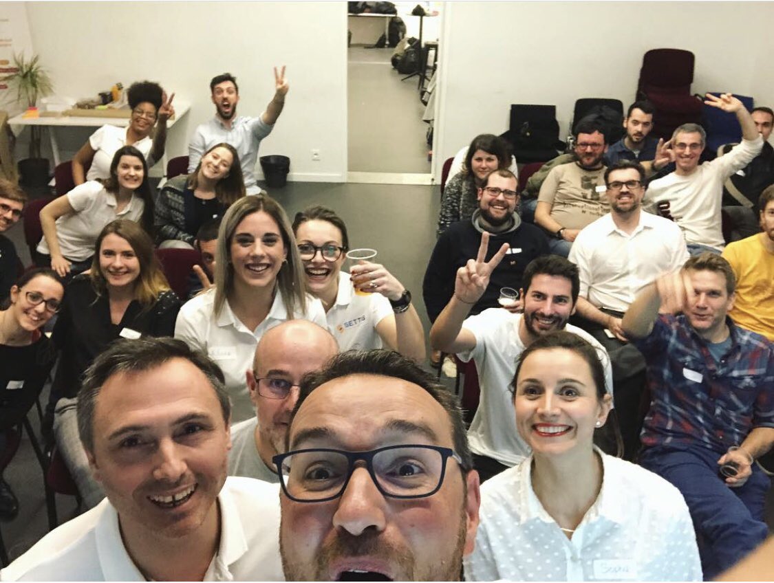 Settis9's tweet photo. C’est parti pour 24h NON STOP 🛑 

#start #hackathon #quaidessavoirs #intelligenceartificielle #24h #digital https://t.co/CH7BAL5Tnk