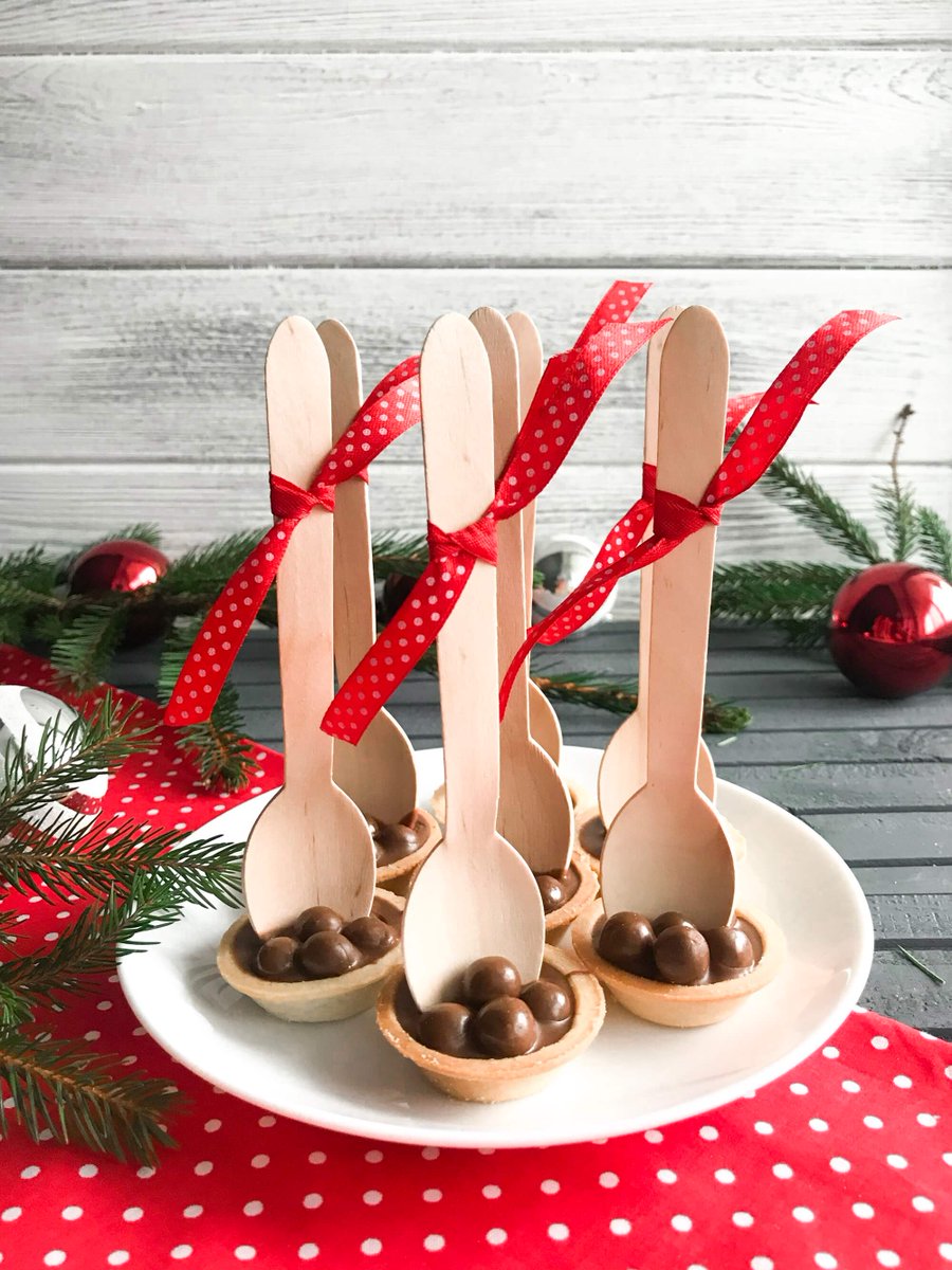 CookingAnna's tweet photo. Christmas "Chocolate Spoons"

#cookingbyanna #yummydessert #chocolatespoons #healthyfood #nobakingrecipe  #foodblogfeed #nobakedesserts #easyhomemadedesserts

https://t.co/kTyE1XHcsV https://t.co/NXZJdqsGov