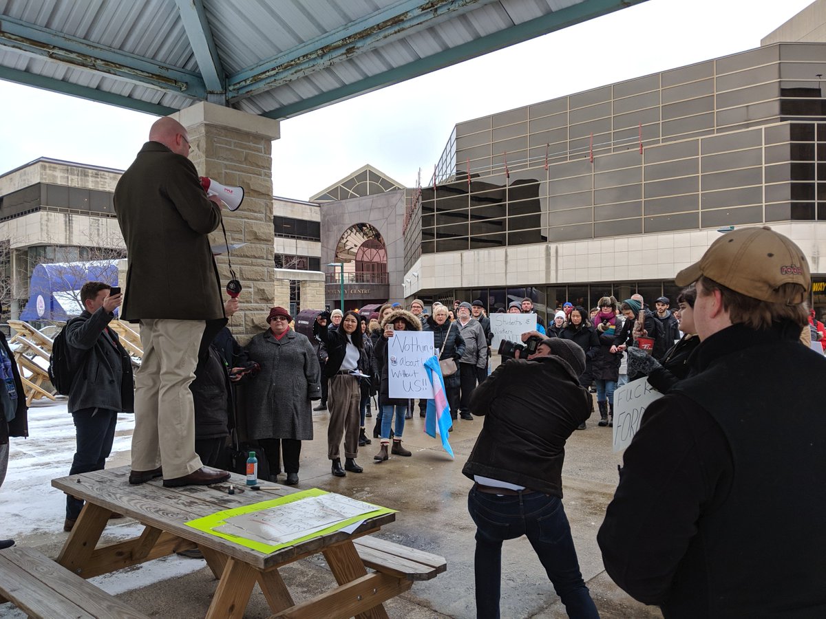kernaghant's tweet photo. Today, #WesternU students told the Ford gov that education should be accessible to all, not just the rich! I'm proud of students from Western, #Fanshawe, &amp; campuses across Ontario for taking this principled stand. Ford has a tough fight on his hands! #onpoli #ONpse #LdnOnt https://t.co/GaRceGCBtE