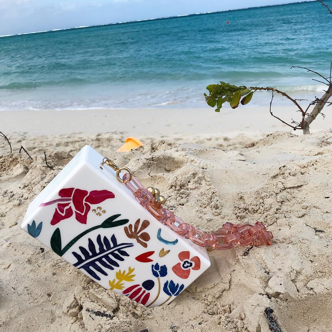 Burying stuff. Handmade floral Jean bag. #EdieParker 🌸🌿🌼