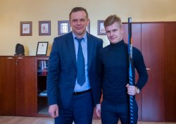 FaktyBytom's tweet photo. UM Bytom: Sukces bytomskiego hokeisty #Bytom #Śląsk https://t.co/c99USNtQII https://t.co/t3N93ke0iV