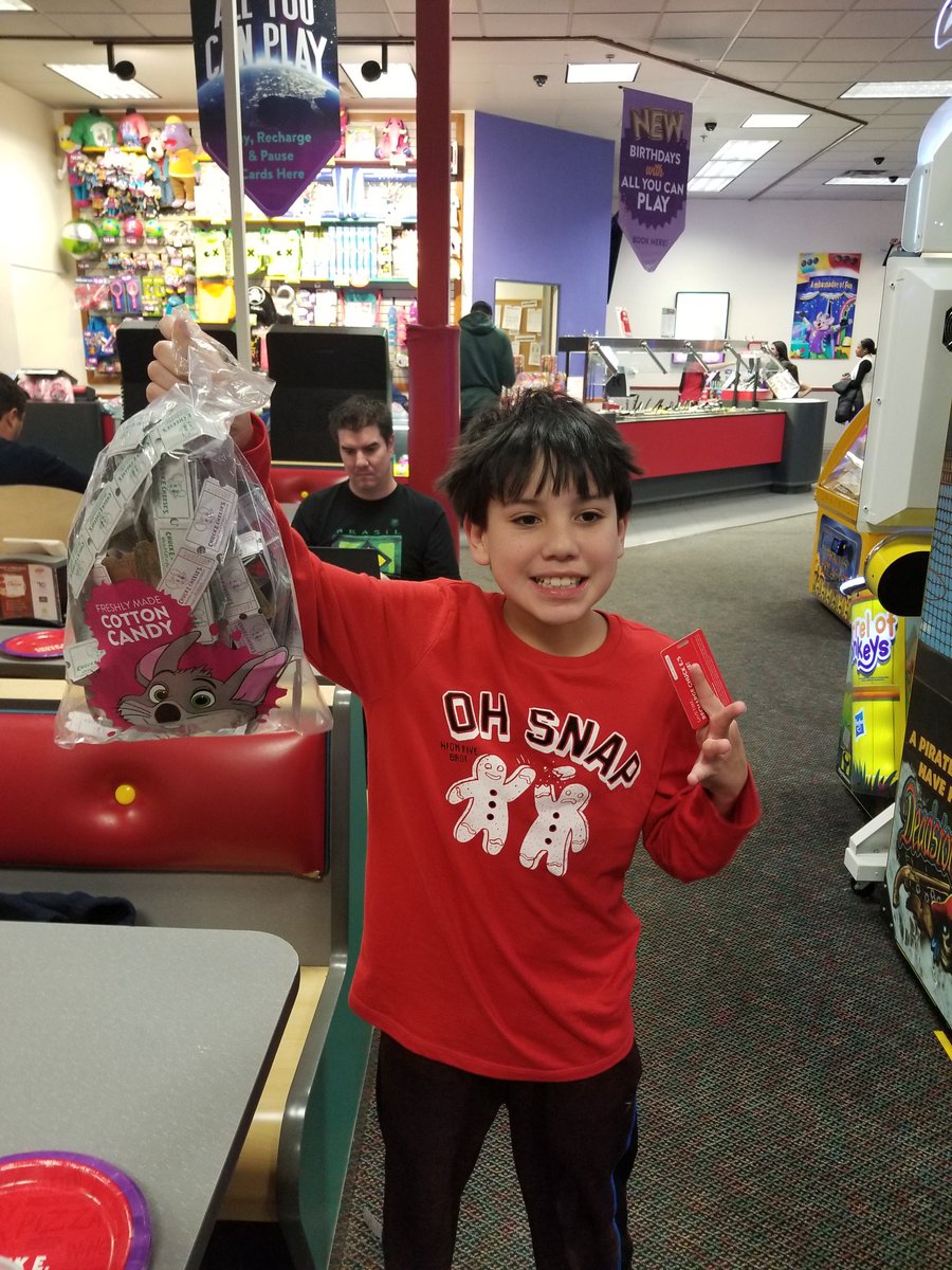anntchmidsci's tweet photo. Marmos having a blast at Chuck E Cheese Ison Springs Fundraiser @IsonSpringsES https://t.co/jnhHurQpct
