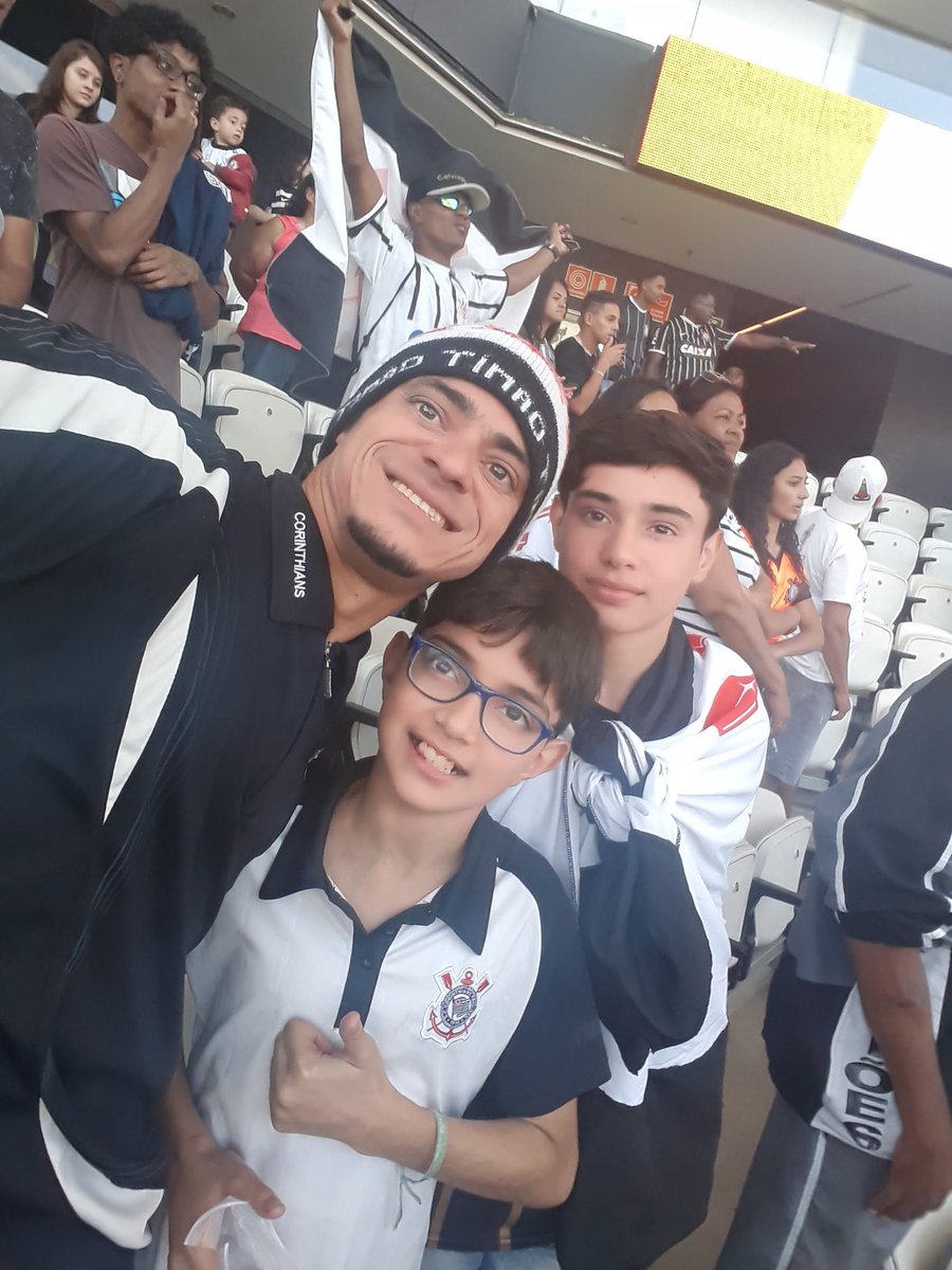 RodrigoGelson's tweet image. #CopinhaNaRedeVida 
Pai&amp;amp;filhos amor ao Corinthians