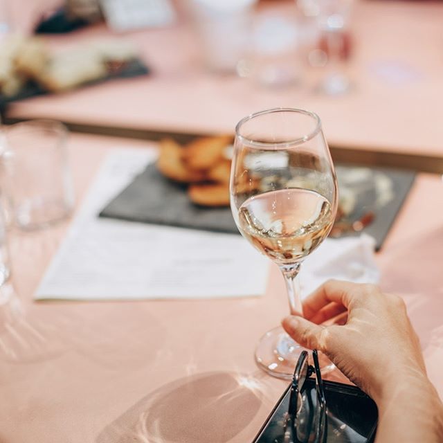 ShopRevClothing's tweet photo. Here's to the weekend! #weekend
.
.
.
.
.
.
.
.
#fashion #fashionblogger #style #instyle #fashiondaily #stylegram #styleinspiration #stylegoals #fashiongoals #fashionblog #fashioninspo #outfitidea #ootd #shopping #sale #boutique #revstyle https://t.co/km5IwsvlEj https://t.co/oHogdym49R