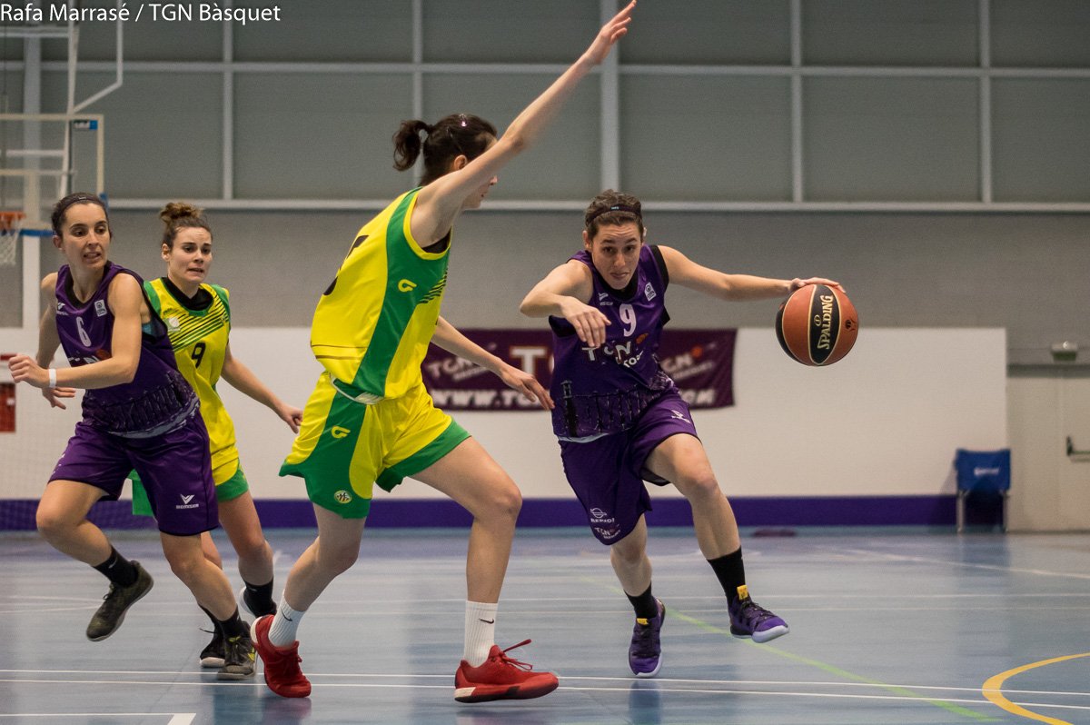 Galeria de fotografies del partit entre el sènior femení i el <a href="/JoventutLCorts/">Joventut Les Corts</a> #TGNlila #ADNTGN #CopaCatBQ
flickr.com/photos/1592932…