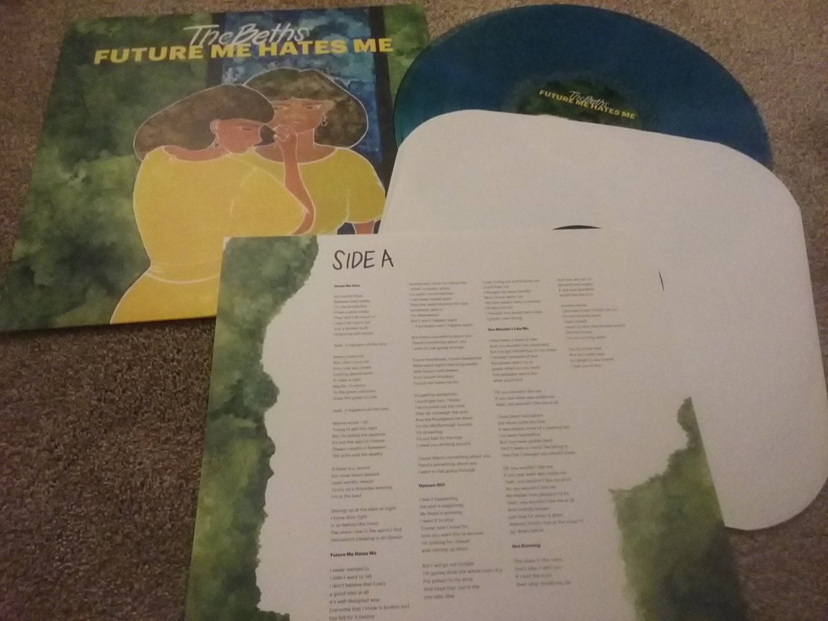derek2bell's tweet photo. Another catch up from last year all the way from New Zealand with @LizstokedStokes and one of my favourite album titles in a long time #thebeths #futuremehatesme #NewMusicFriday @FiveRiseRecords https://t.co/ZApMIGyOdZ