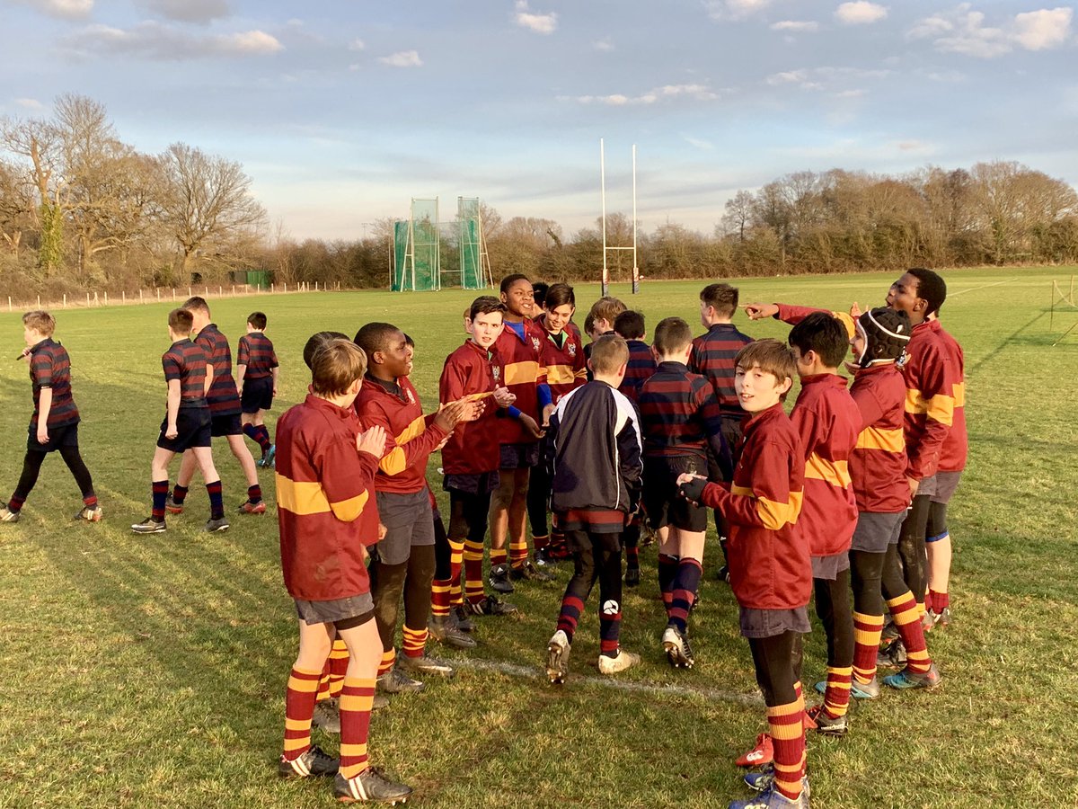 SAchrisINuk's tweet photo. This is what a team of dedicated u12 #rugby players look like after beating a very impressive and worthy rival team on a chilly Friday afternoon #respect #sportsmanship #teamwork #SuperBs #proudcoach @DartfordRugby @DartfordGSsport @DartfordGS https://t.co/qwbaq7dsWP