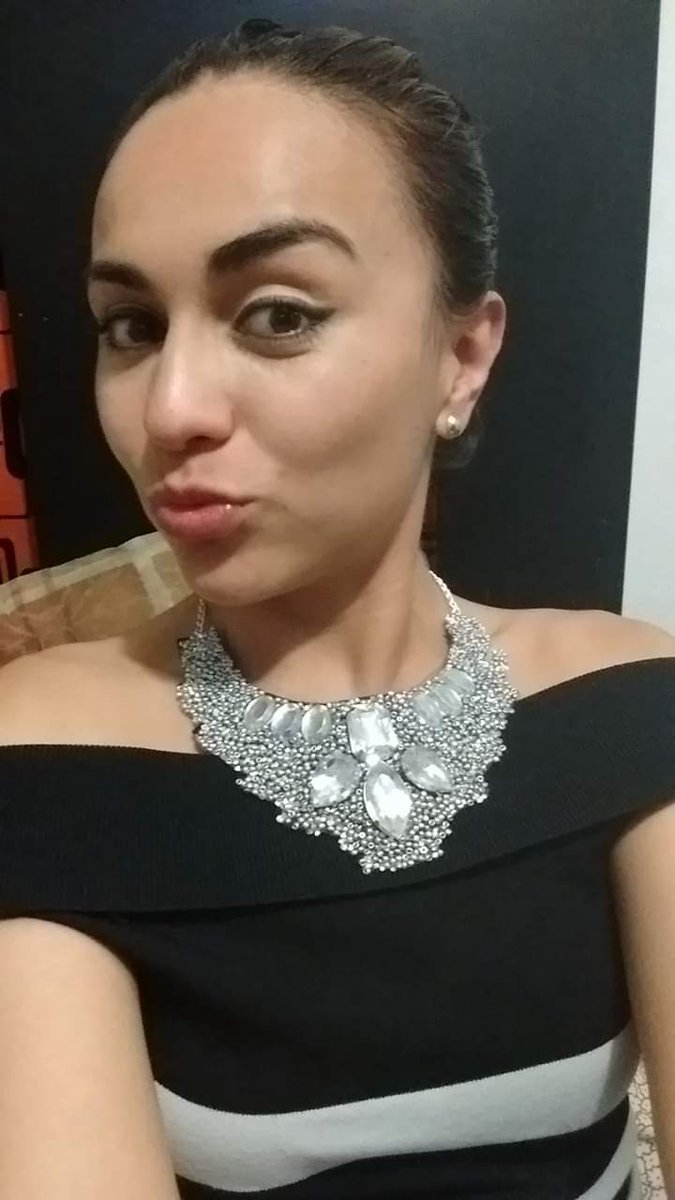 BroncoGarzaa's tweet photo. La putita Brenda hot desde Monterrey Nl https://t.co/RQZcVqP6Oh
