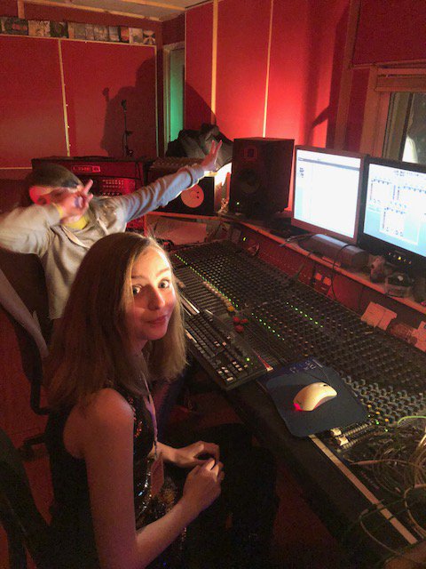 StudioPartyHull's tweet image. 