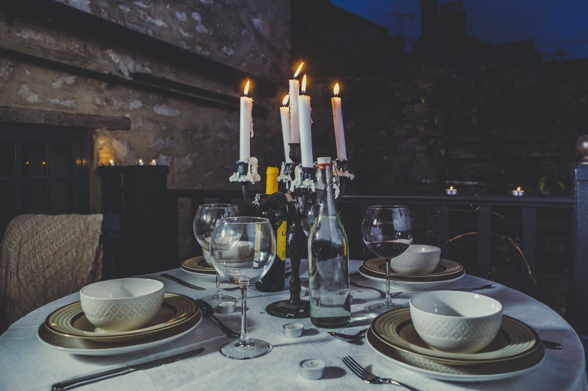 1Bakewell's tweet photo. Moody alfresco dining on the raised mezzanine at 1820 Cottage Bakewell, book at https://t.co/dwchbdv2iF 🤓👍 https://t.co/ZSGVjtkm6r