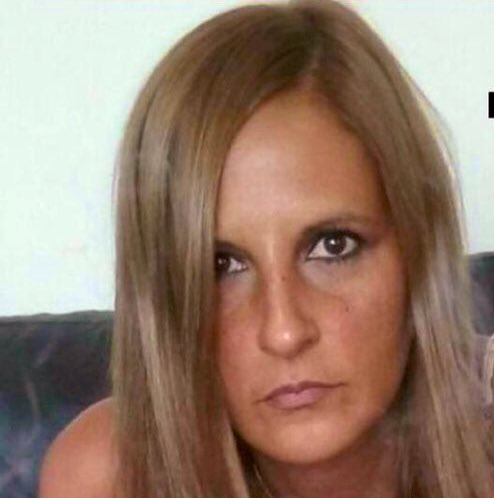 YaNoMasV's tweet photo. Ella es Jessica Fernanda, tiene 42 años. Fue vista por última vez en Sarmiento y Billinghurst - CABA el día 08/01/2019. Por cualquier información comunicarse al 1130033010 o 911 #YaNoMasV https://t.co/1ua6FZsefO