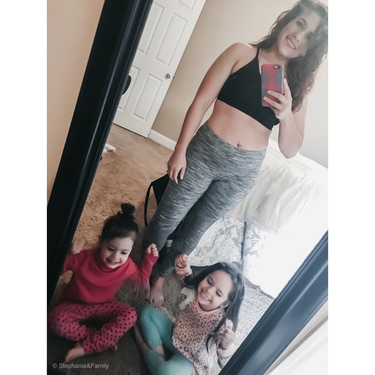 keephageringon's tweet photo. •nine months postpartum•
• everyone, this body carried t h r e e beautiful little babes and i couldn’t be anymore proud of it. Every stretch mark, every new curve, every dimple. My body is perfect. Heres to always loving yourself and not giving a crap what others think of you! https://t.co/7xU8O5Iouv