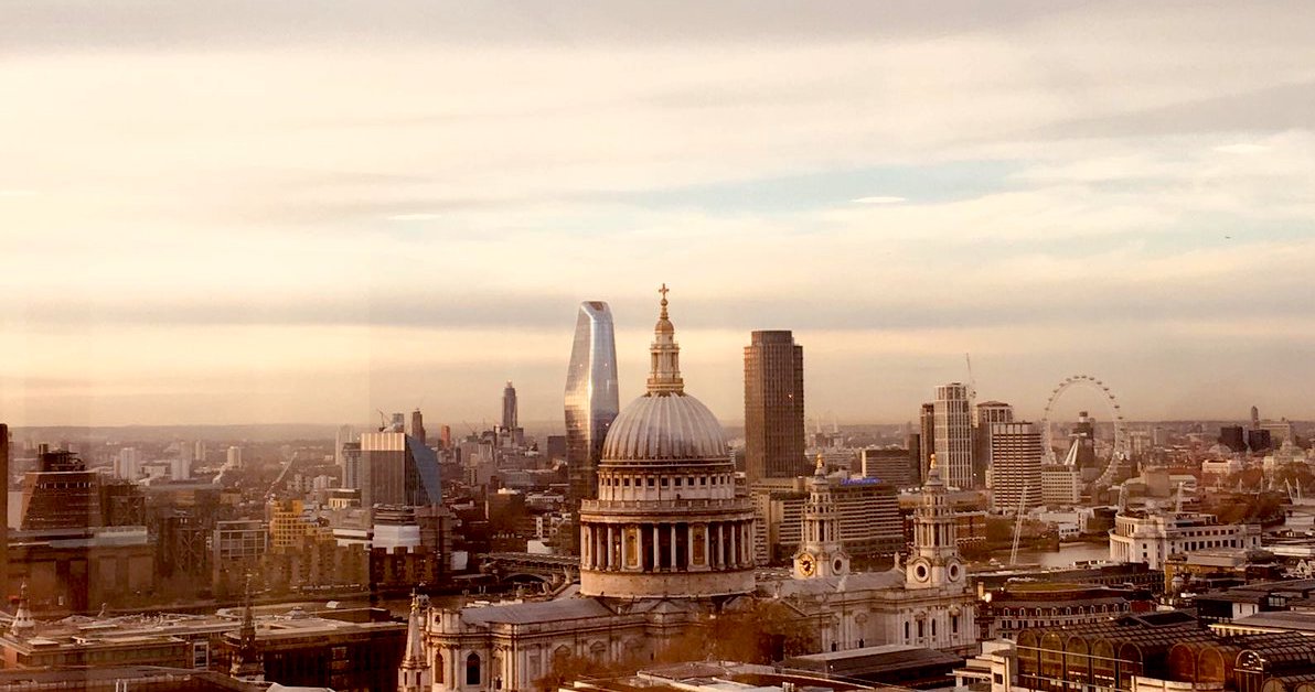 thisadam's tweet photo. Thanks to @DLFmembers at the #dlfcx. Fantastic speakers, informative day on #CustomerExperience and #DigitalTransformation with fellow #DigitalLeaders  who value #servicedesign #agile #designthinking. See you at the next #DLFCX forum. #lloydsbank #whataview #London https://t.co/EuBrdLMLsk