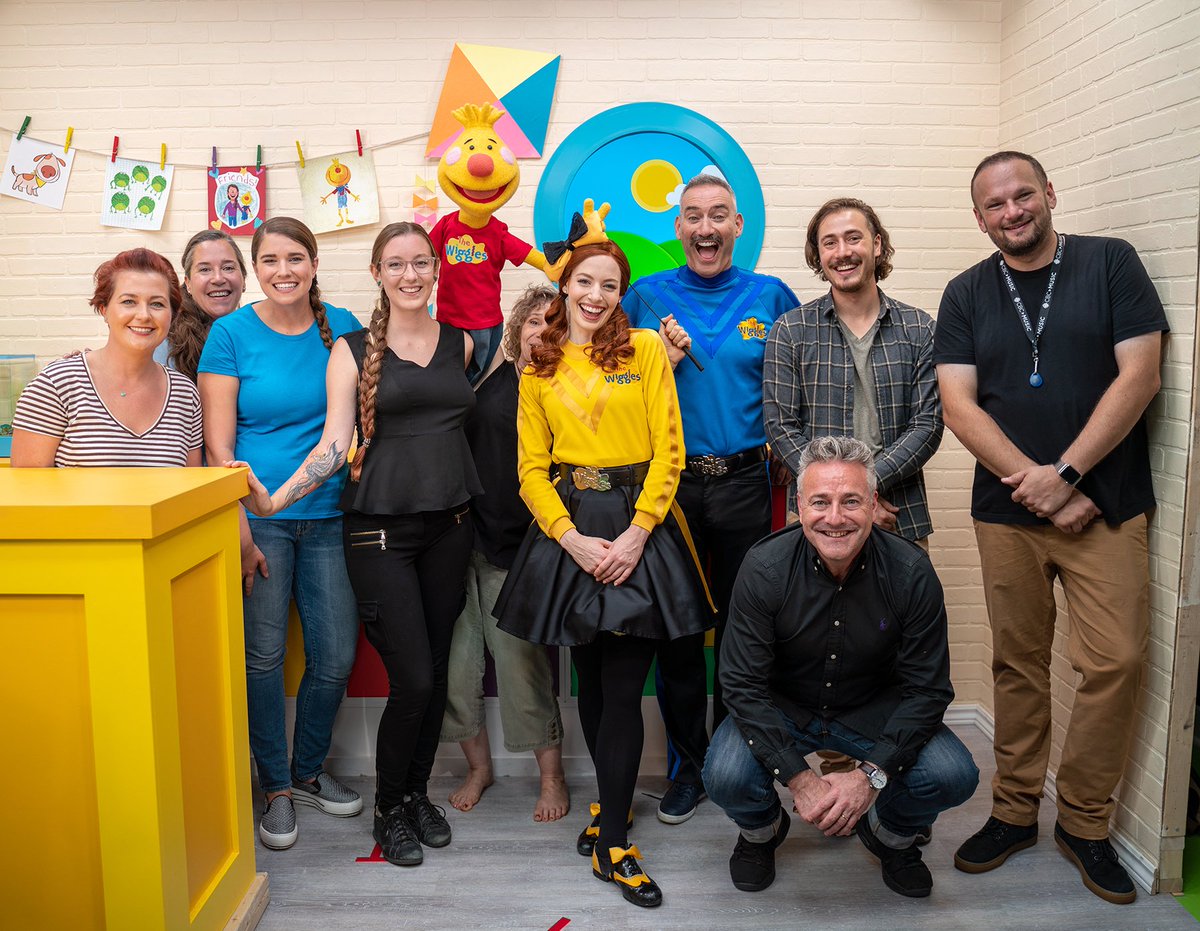 Collaborating with <a href="/TheWiggles/">The Wiggles</a> has been a huge thrill for all of us at Super Simple/<a href="/SkyshipEnt/">SkyshipEntertainment</a>. Here are a few things we learned from working with The Wiggles’ team. 💛 💜 💙 ❤️ bit.ly/5WiggleyThings