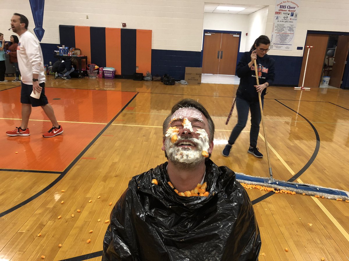 𝔸𝕞𝕪 ℂ𝕠𝕟𝕟𝕚𝕗𝕖𝕪-𝕄𝕒𝕣𝕝𝕚𝕟 tweet media