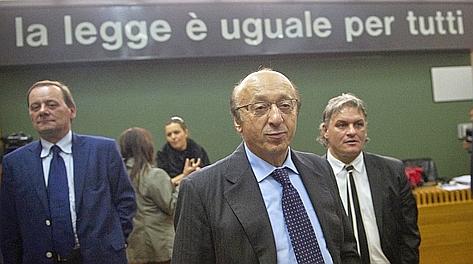 lanternarossobl's tweet photo. #JuveOut https://t.co/sYFQJcRDlO