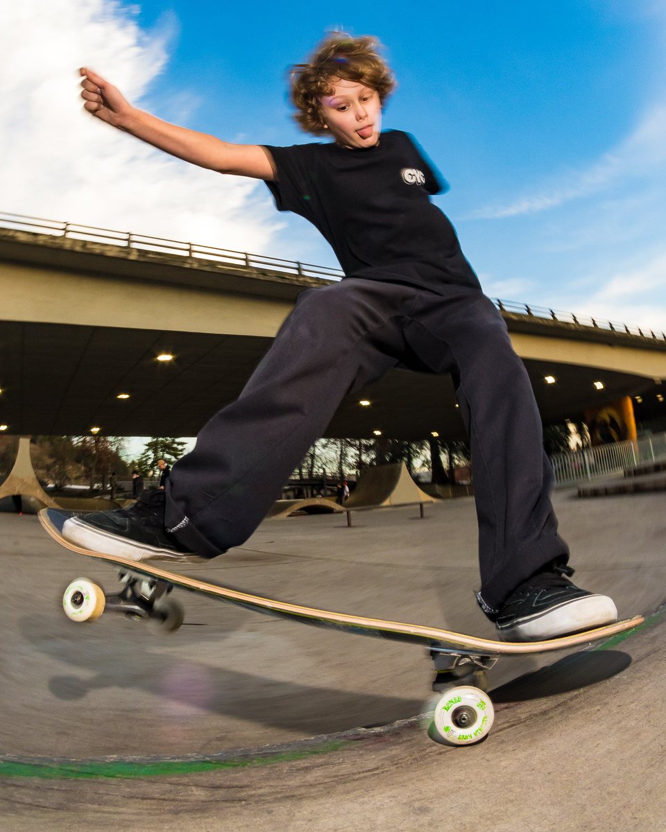 tactics's tweet image. @Mason__Bucknell breaking in the new @BONESWHEELS Easy Street STF's. We're hyped on the softer 99a formula for its faster roll on crusty spots and better grip at slippery parks. Hit the link to check 'em out.
👉 ow.ly/s5AR50kcEzM
#boneswheels #easystreets #99aSTF
