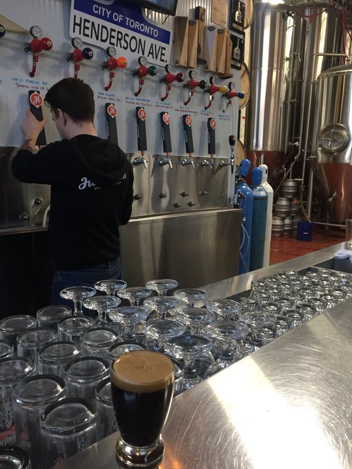 Cinnamon bun stout! https://t.co/nmxYLuv0TF<a href="/tag/birdhausto"class="tags"><span>#birdhausto</span></a>