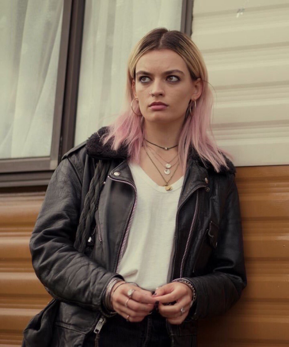 gaycrsh's tweet photo. Maeve Wiley, Sex Education https://t.co/7IzTZz1nB4