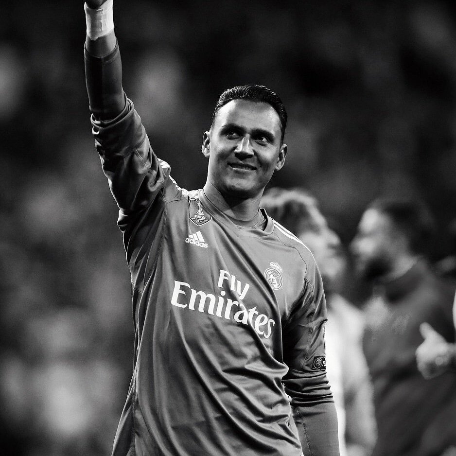 Real Madrid divulgou uma nota de uma lesão do goleiro Keylor Navas, lesão no adutor da perna direita e está sem previsão de volta, por enquanto.
.
#RealMadrid #HalaMadrid #RMLiga #KeylorNavas #RMCopa
#AdmValter
