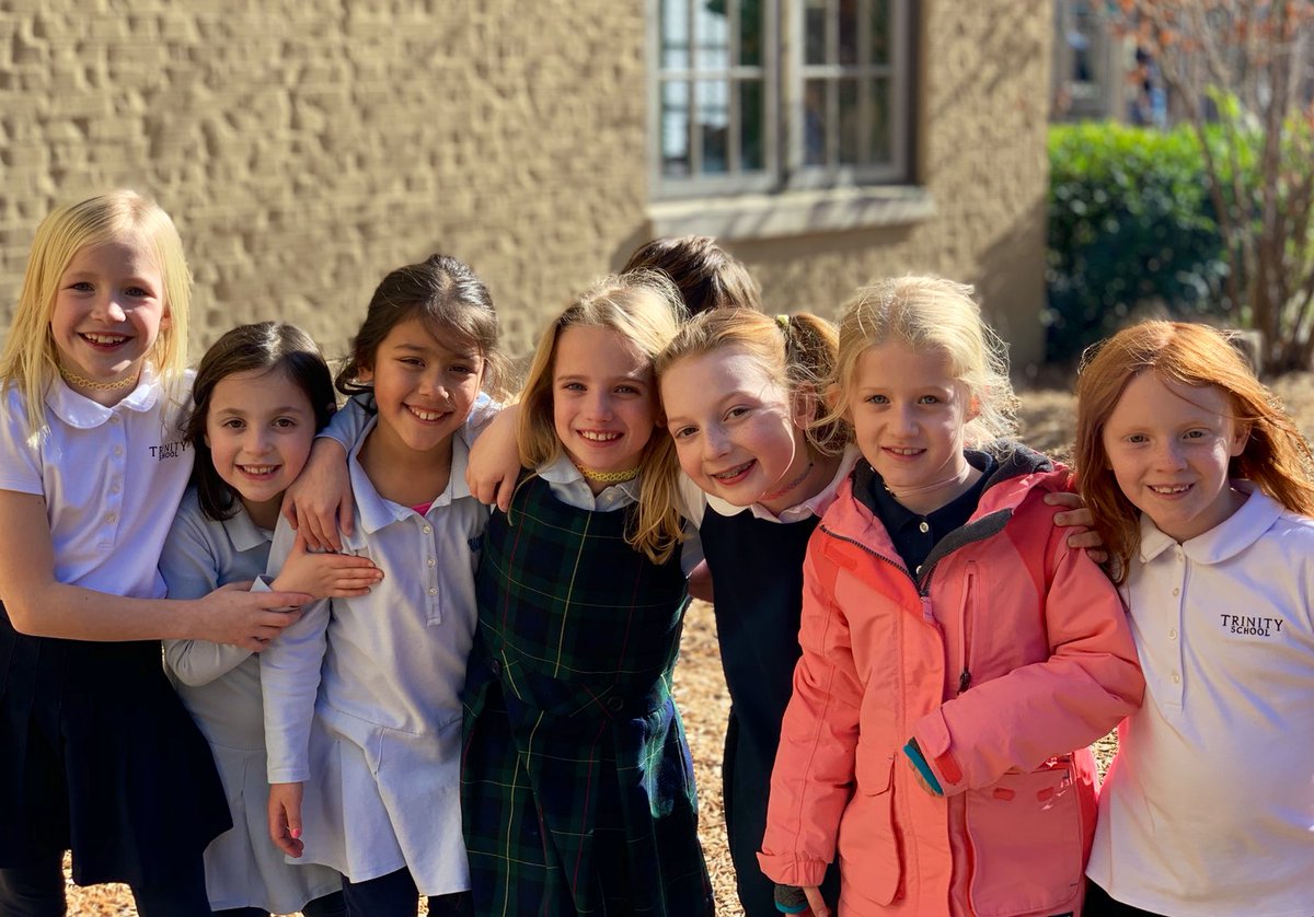 CaseyLeonard__'s tweet photo. Happy long weekend, Trinity! #TrinityLearns #TrinityPlays https://t.co/cqvvbHx3yZ