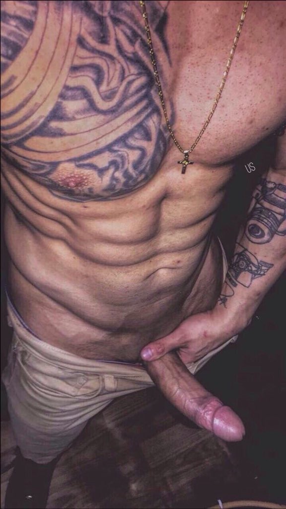 tumblrsnap69's tweet photo. que tatuagem linda 😍

#tumblrsnapchat https://t.co/ZNgEEuGe9g