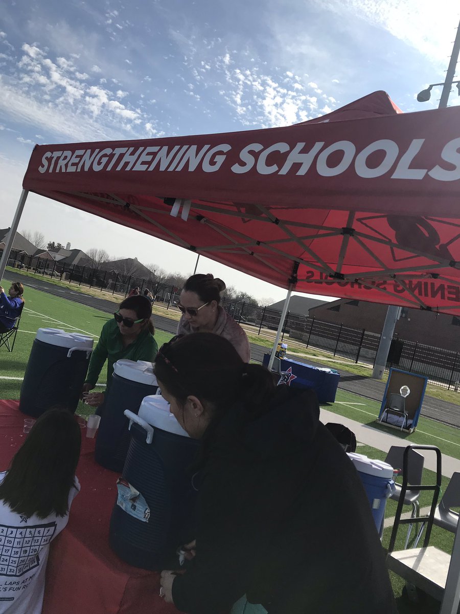 AspenEibertDCE's tweet photo. One of my favorite days of the year! @Boosterthon had it rocking today with all of our  @DCEtrailblazers we have learned so much the past 2 weeks. Thank you to all who made today possible!@DCEPTO #CISDOurStory #cisdkinder https://t.co/OD5lJrj9AR
