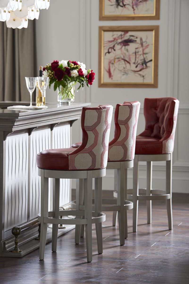 BlairFurniture's tweet photo. For an elevated experience these #WesleyHall stools really bring the room to another level.
Photocred Wesley Hall, Inc.
#colourpop #elevated #red #designinspo #interiordesigner #mystylefile #decorinspo https://t.co/ZNWIDXJkew